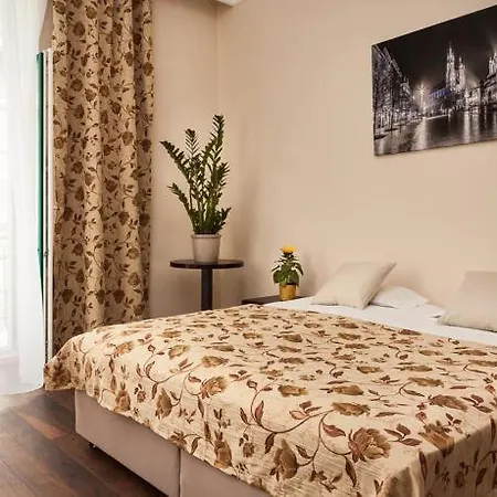 Hotel apartamentowy Bonerowska 5